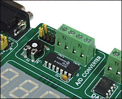 Easy8051A 12-bit A/D converter MCP3204 Easy8051A 12-bit A/D converter MCP3204